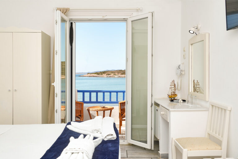 Galatis Hotel Rooms 12 9996