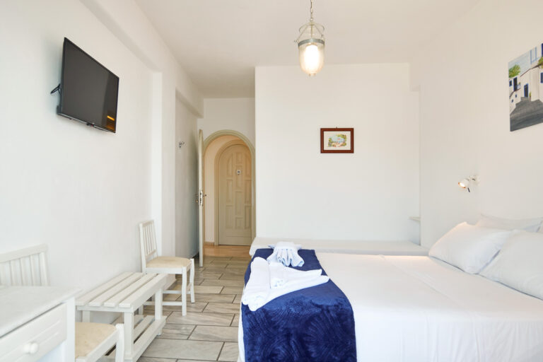 Galatis Hotel Rooms 22 9978