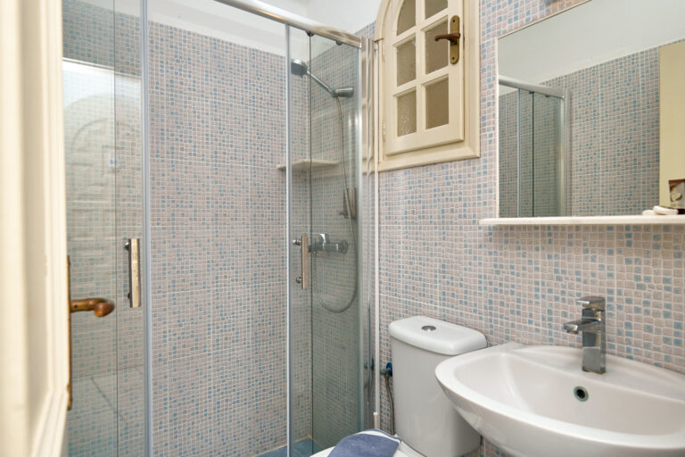 Galatis Hotel Rooms 30 9991